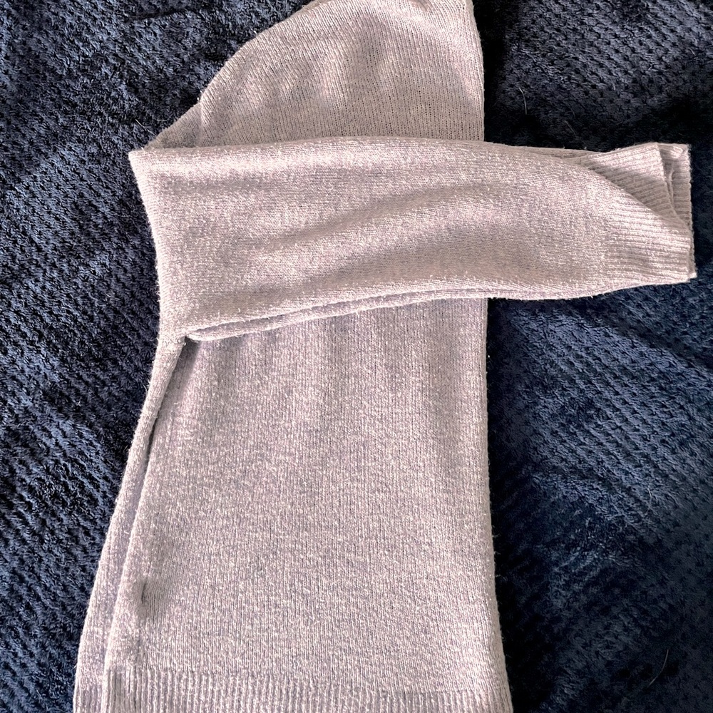 H&M Cozy Lavender Cardigan (Depression Cardigan in my own terms 😅)